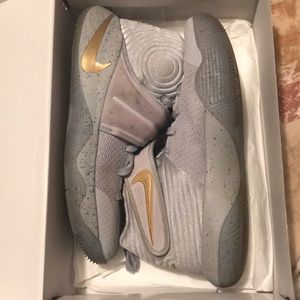 kyrie 2